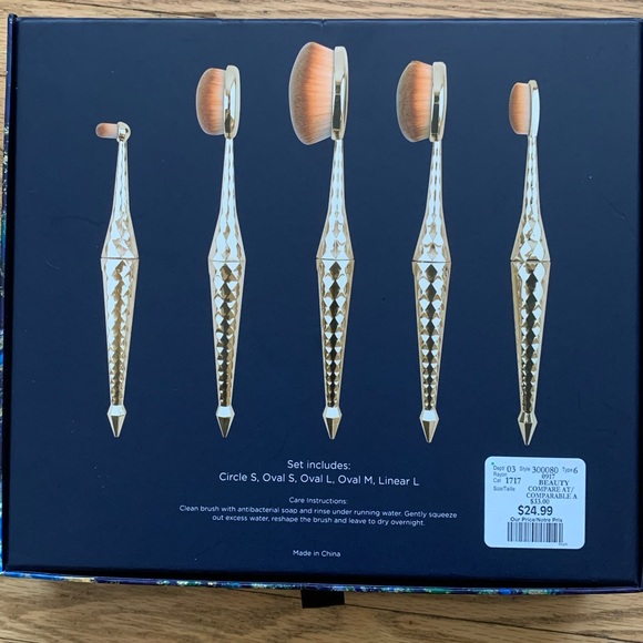 5pc Essential Mermaid Oval Brush Set - Picture 4 of 4
